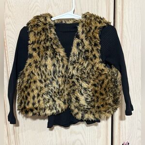 Long Sleeve & Fur Vest